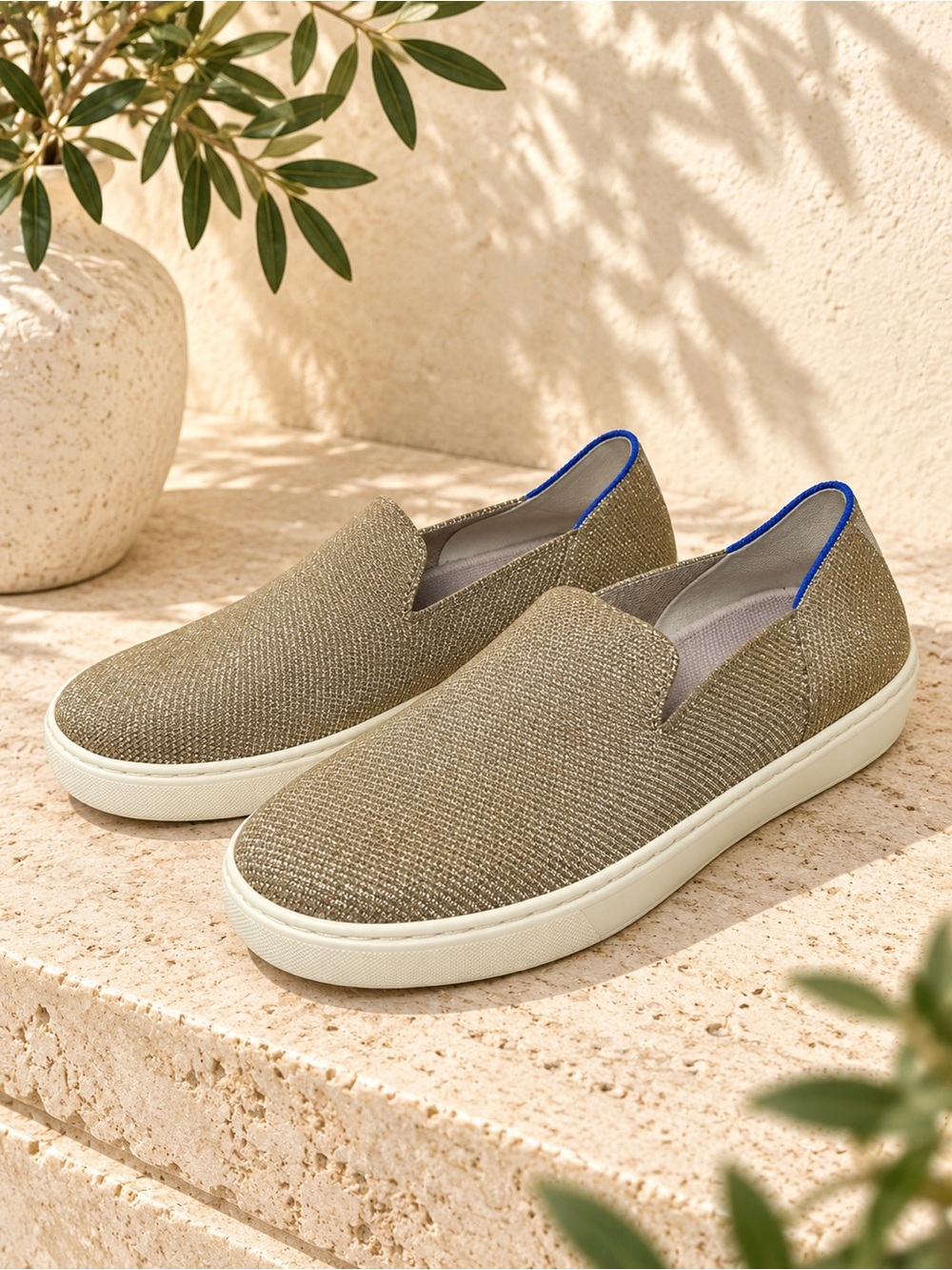 Rothy’s The Original Slip-On Sneakers Tan Metallic Knit Women’s Size 7.5